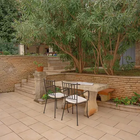 Bamboo Garden Oasis With Pool Vakantiehuis