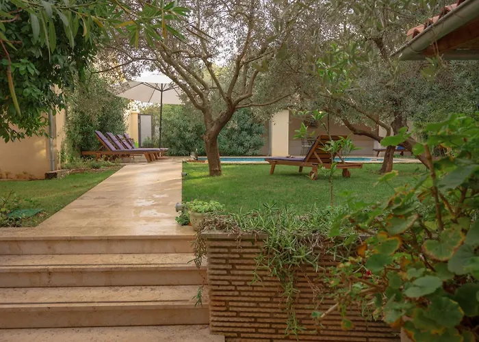 Bamboo Garden Oasis With Pool Nyaraló