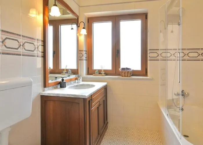 Bamboo Garden Oasis With Pool Nyaraló Póla