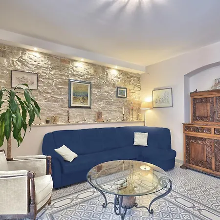 Semesterbostad Bamboo Garden Oasis With Pool